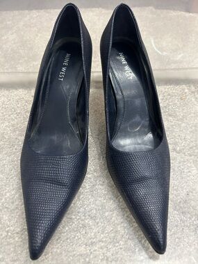 Nine West Navy Textured Pointed-Toe Pumps